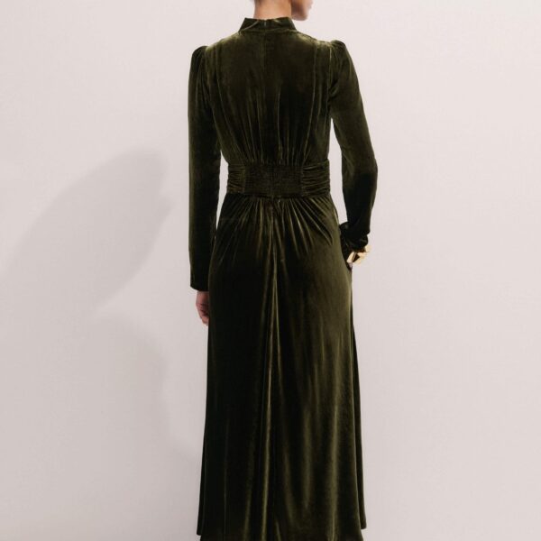 Me + Em Twist Neck Maxi Dress – luxury British Green in Me and Em exclusively at Coveti
