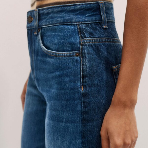 Me + Em Two-Tone Straight Crop Jean – luxury British Blue in Me and Em exclusively at Coveti