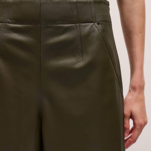 Me + Em Wide-Leg Trouser – luxury British Green in Me and Em exclusively at Coveti