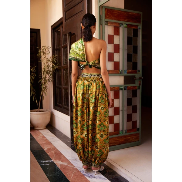 alemais clothing