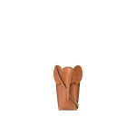 LOEWE-Elephant-Pocket-In-Classic-Calfskin-2025-coveti-scaled36312_nobg coveti