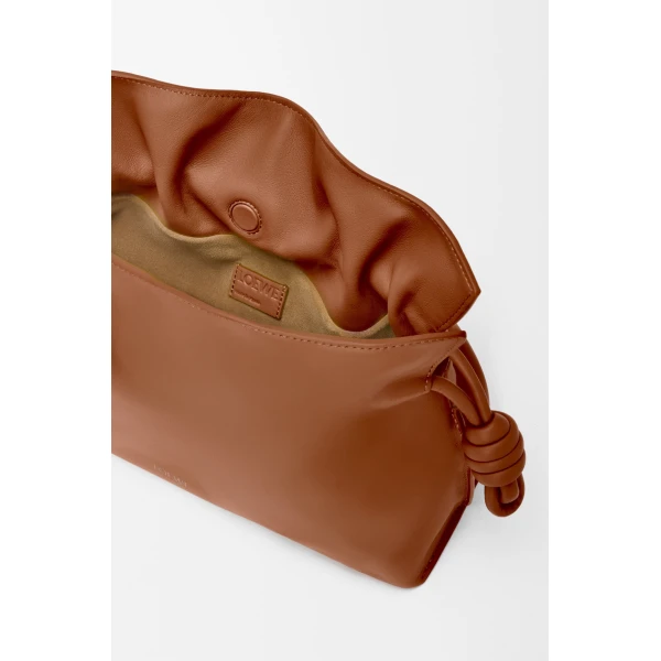 LOEWE Medium Flamenco Clutch In Nappa Calfskin, view 4