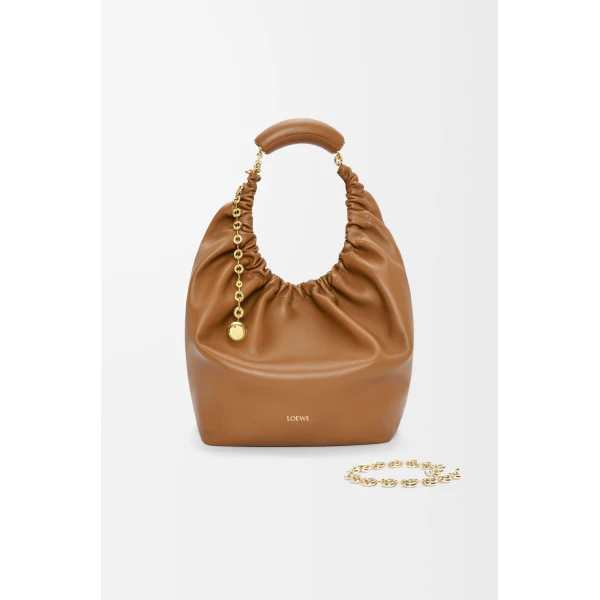 LOEWE Medium Squeeze Bag In Mellow Nappa Lambskin, view 4