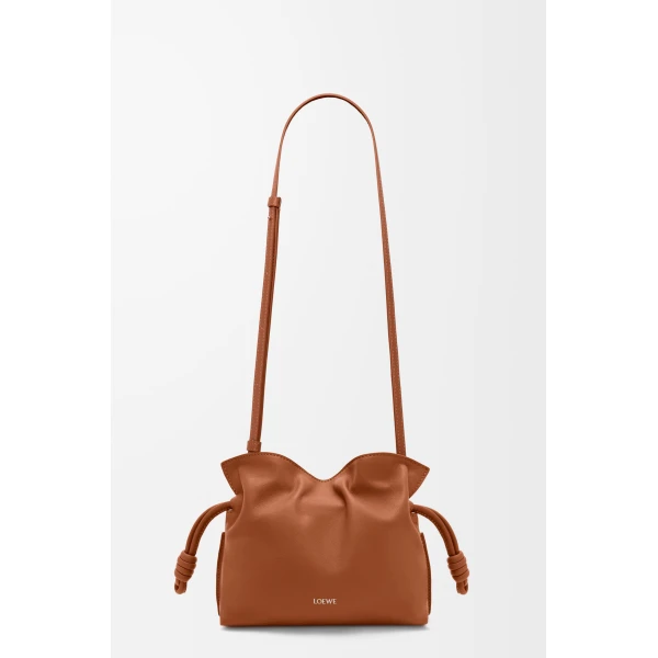 LOEWE Mini Flamenco Clutch
In Nappa Calfskin, view 3