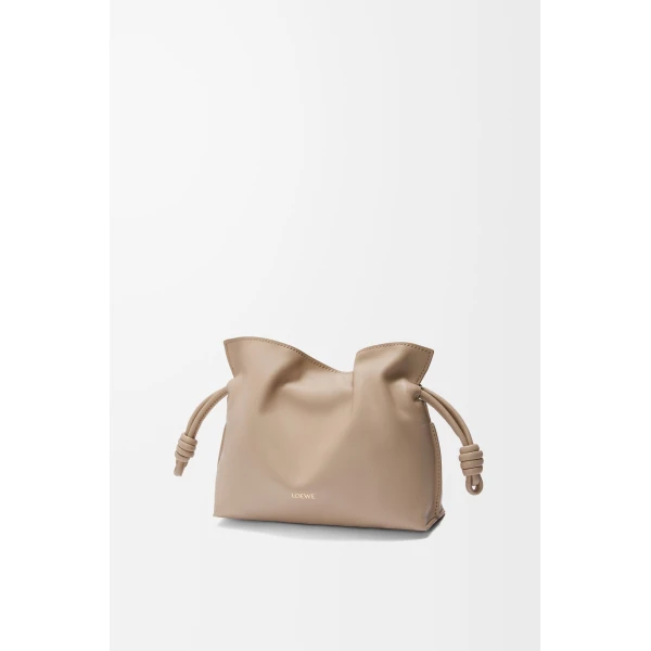 LOEWE Mini Flamenco Clutch
In Nappa Calfskin, view 3