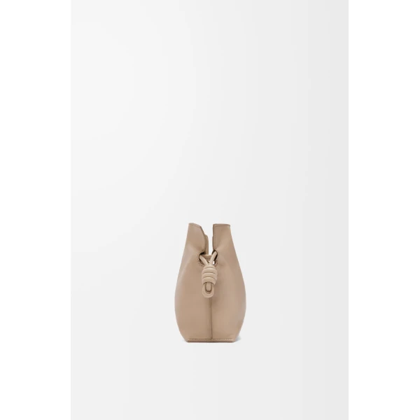 LOEWE Mini Flamenco Clutch
In Nappa Calfskin, view 4