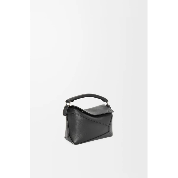 LOEWE Mini Puzzle Edge Bag
In Classic Calfskin, view 3