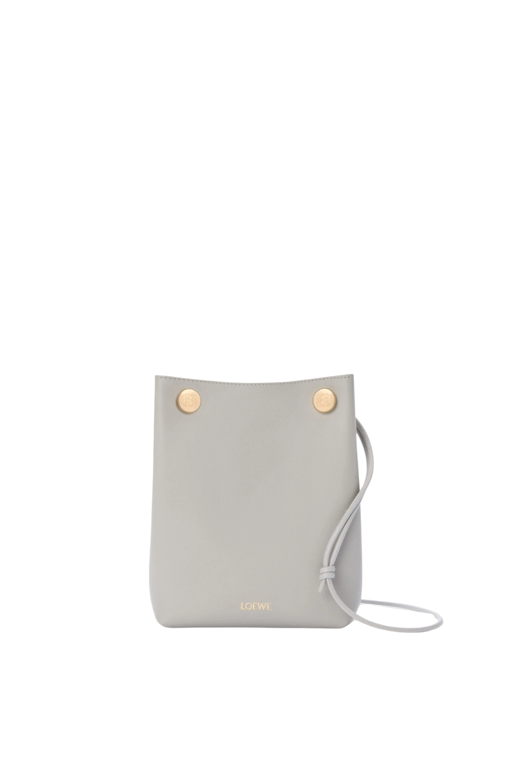 LOEWE-Pebble-Pouch-In-Smooth-Calfskin-2025-coveti-5-scaled22121_nobg coveti