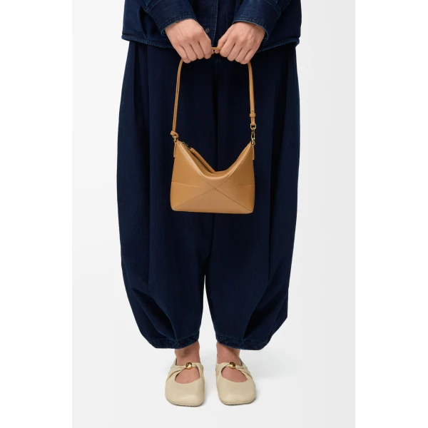 LOEWE Puzzle Fold Pouch In Shiny Nappa Calfskin, view 2