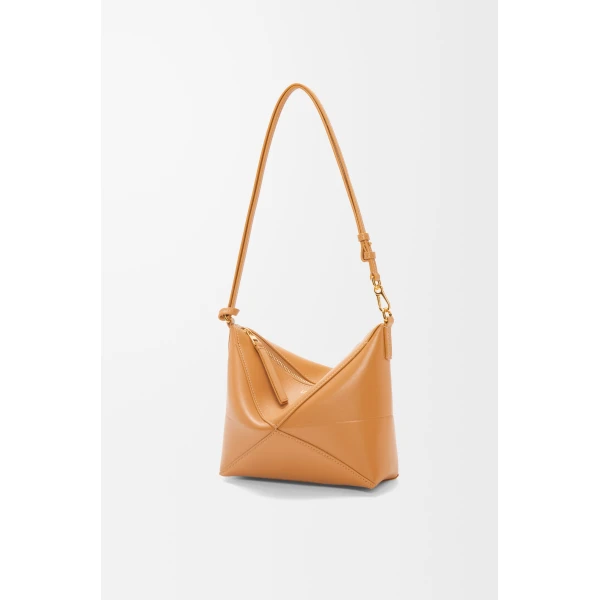 LOEWE Puzzle Fold Pouch In Shiny Nappa Calfskin, view 3