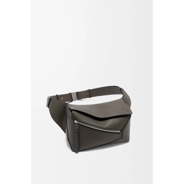 LOEWE Small Puzzle Edge Bumbag In Classic Calfskin, view 3