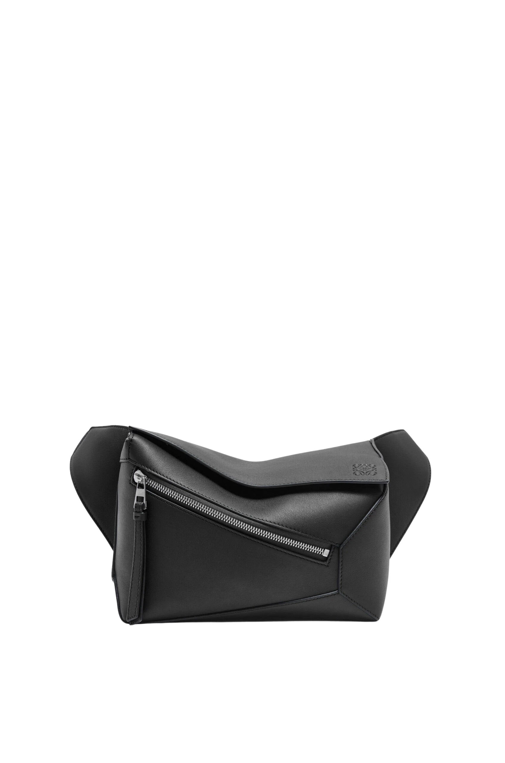 LOEWE-Small-Puzzle-Edge-Bumbag-In-Classic-Calfskin-2025-coveti-4-scaled74968_nobg coveti