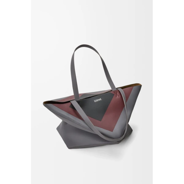 LOEWE Xl Puzzle Fold Tote
In Nappa Calfskin, view 4