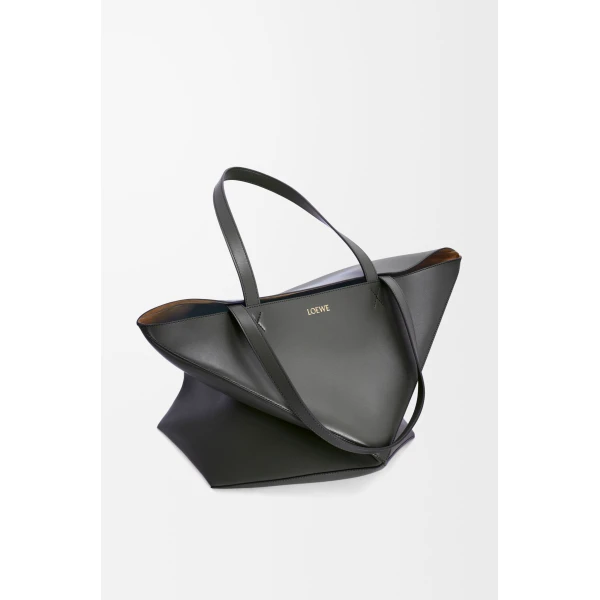 LOEWE Xl Puzzle Fold Tote
In Shiny Calfskin, view 4