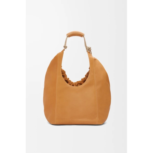 LOEWE Xl Squeeze Bag
In Natural Calfskin, view 3