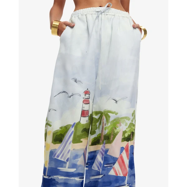 Wide leg silhouette