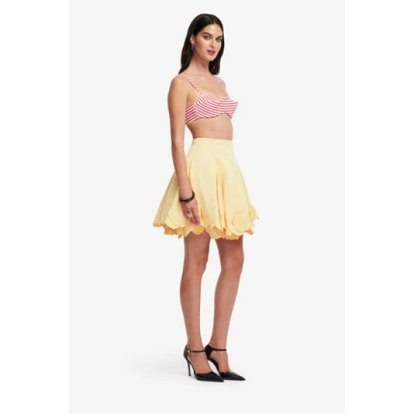 Voluminous A-line mini skirt