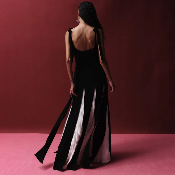 Marmar Halim Sweetheart Neckline Crepe Gown With Cutout Slit And Hand-Pleated Crepe Underlay Gowns