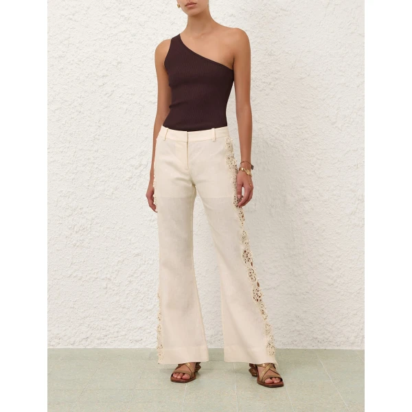 available now at Coveti.