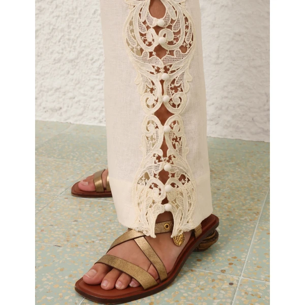 available now at Coveti.
