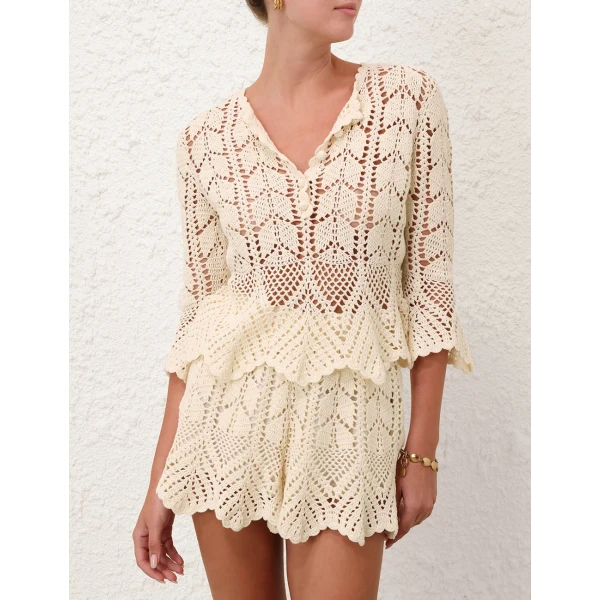 available now at Coveti.
