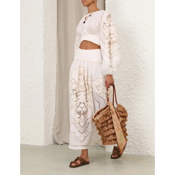 available now at Coveti.