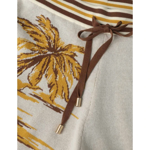 available now at Coveti.