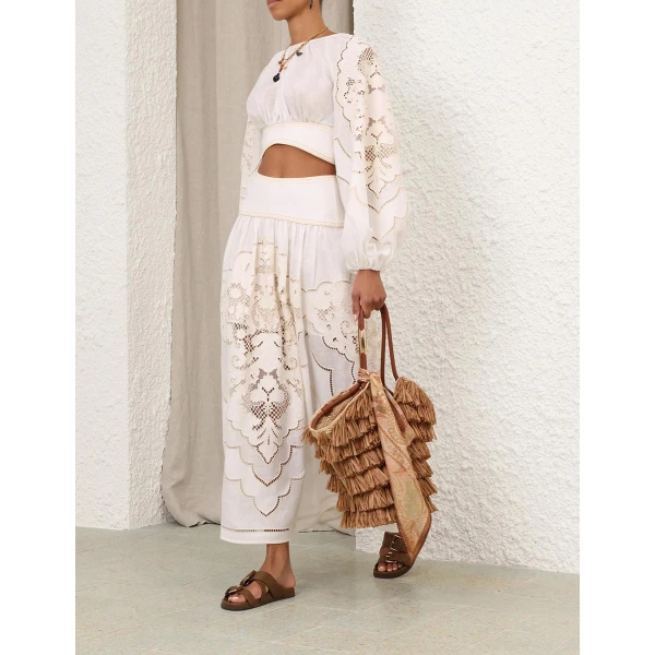 available now at Coveti.