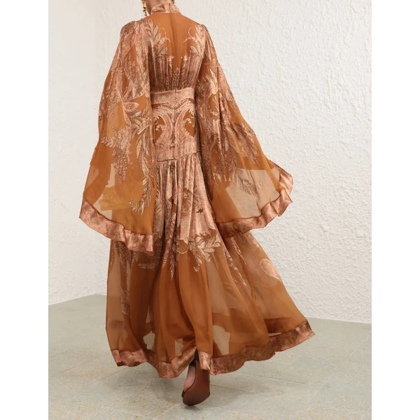 available now at Coveti.