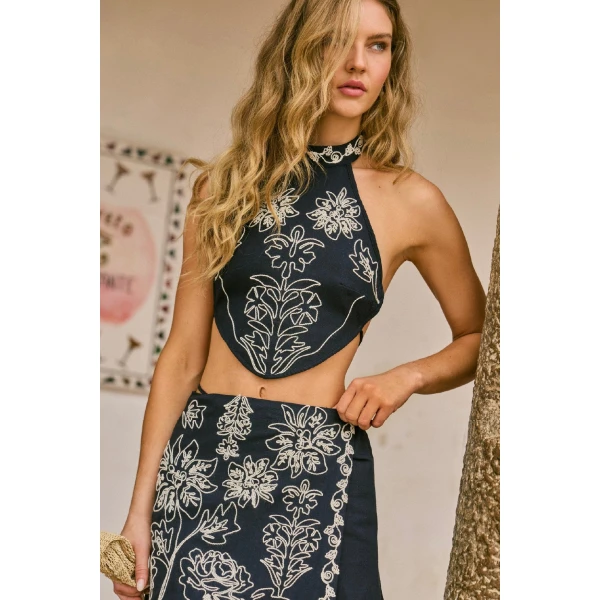 Agua By Agua Bendita