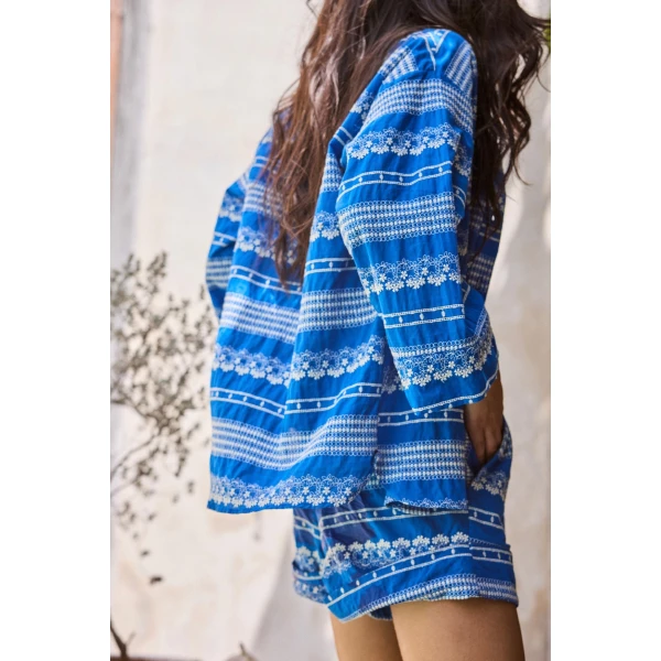 Agua By Agua Bendita