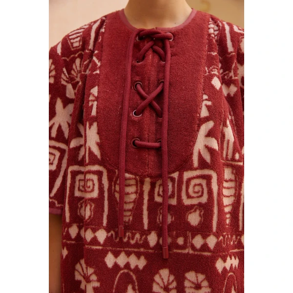 available now at Coveti.