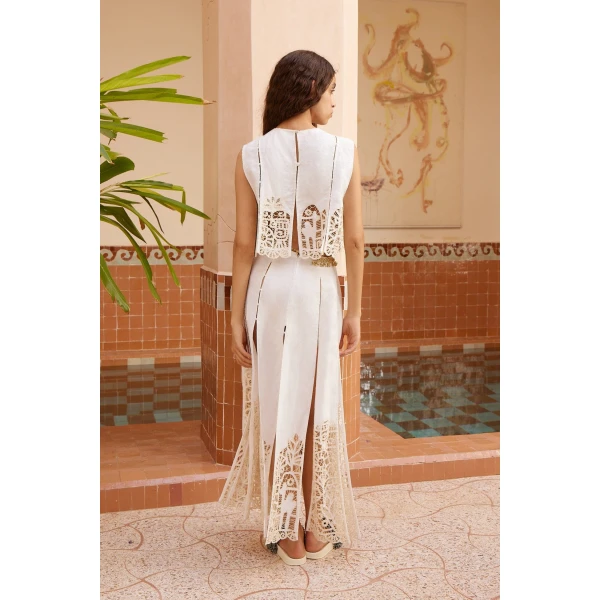 alemais clothing