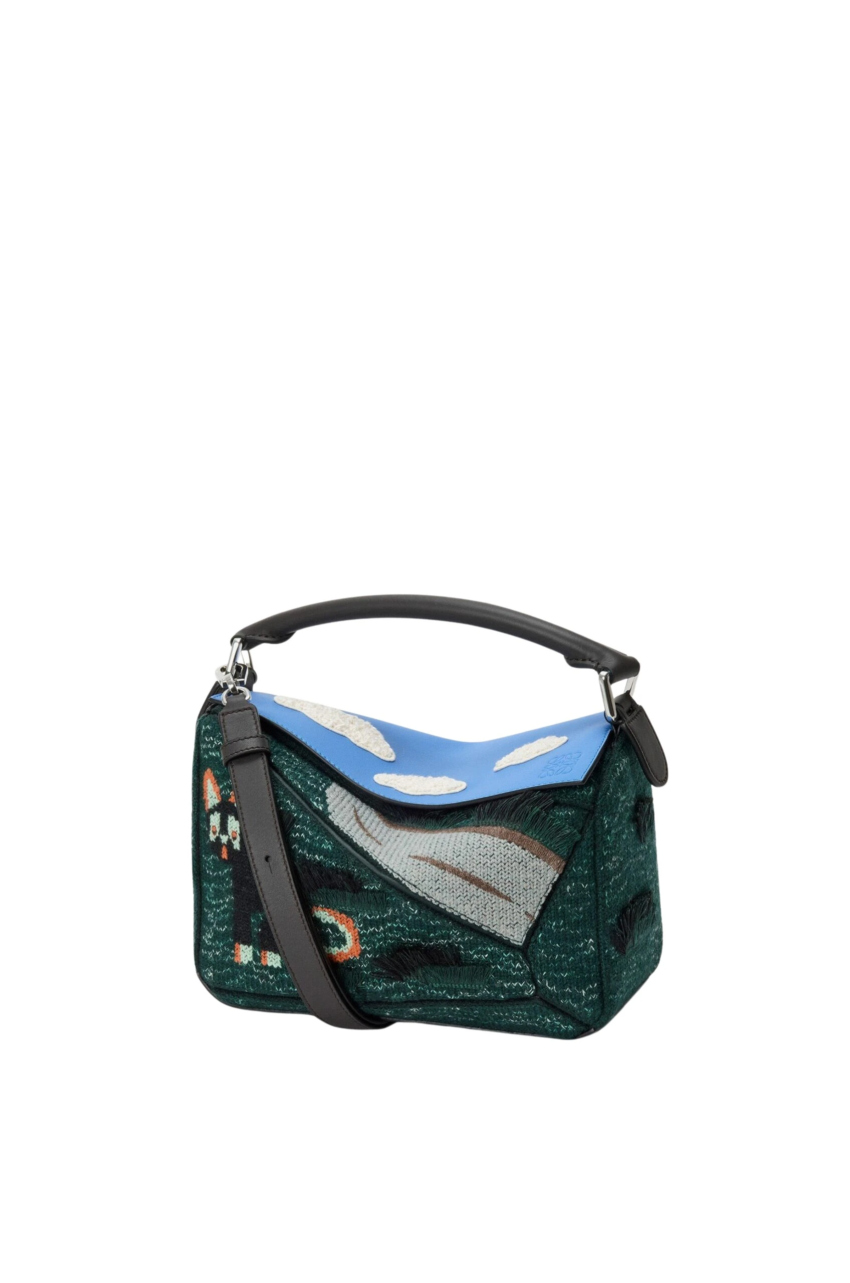 LOEWE-Futurist-Cat-Small-Puzzle-Bag-In-Embroidered-Knit-And-Classic-Calfskin-2026-coveti-scaled39616_nobg coveti