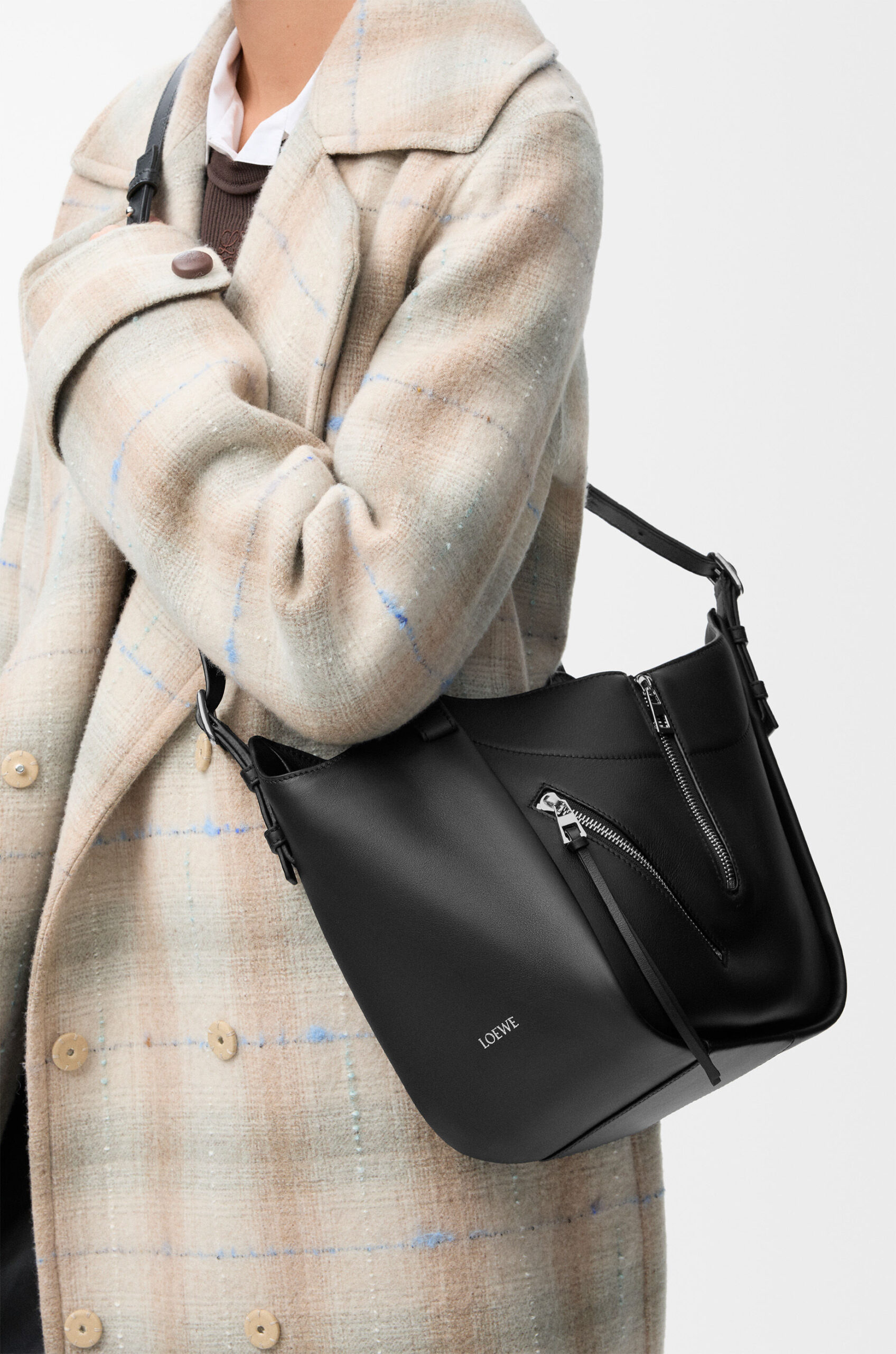 LOEWE Puzzle Bag | Luxe Leather & The Iconic Puzzle Bag | Coveti
