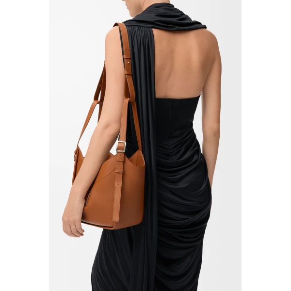 LOEWE Hammock Flip Bag
In Classic Calfskin, view 3