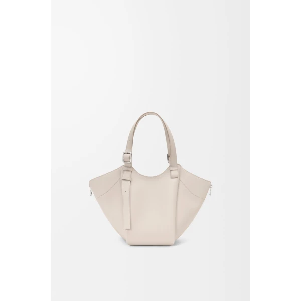 LOEWE Hammock Flip Bag
In Classic Calfskin, view 4