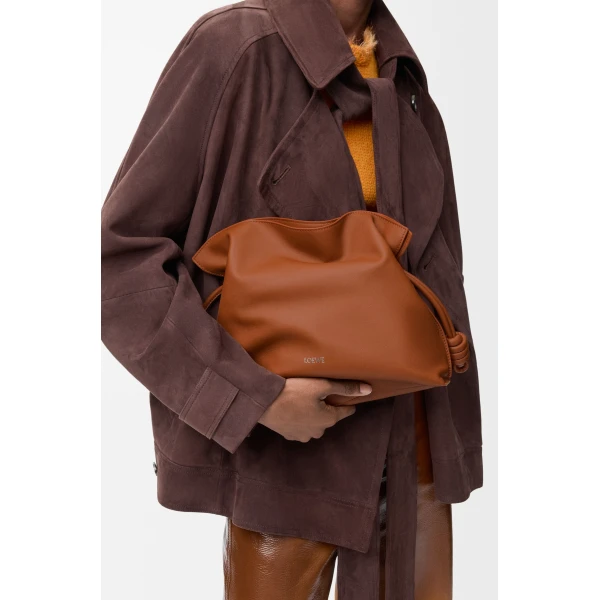 LOEWE Medium Flamenco Clutch In Nappa Calfskin, view 2
