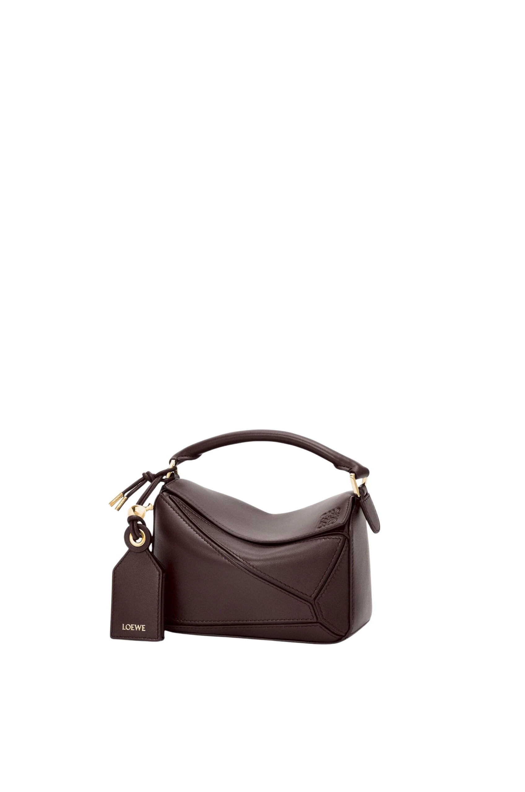 LOEWE-Mini-Featherlight-Puzzle-Bag-In-Nappa-Lambskin-2026-coveti-scaled77483_nobg coveti