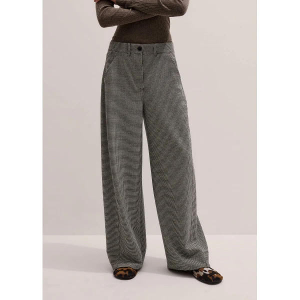 Me and Em Extreme Seam Pant
Fluid Houndstooth, view 4