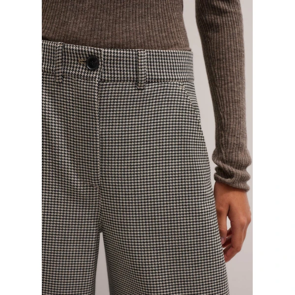 Me and Em Extreme Seam Pant
Fluid Houndstooth, view 5
