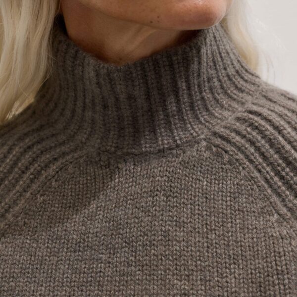 Cashmere – luxury British Brown in Me and Em exclusively at Coveti