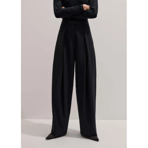Me and Em Pleat Tapered Pant
Wool Tailoring, view 7