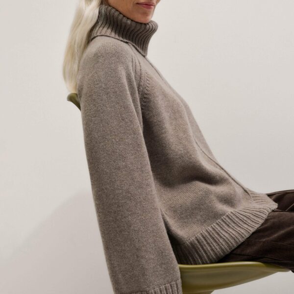 Merino + Cashmere – luxury British Brown in Me and Em exclusively at Coveti