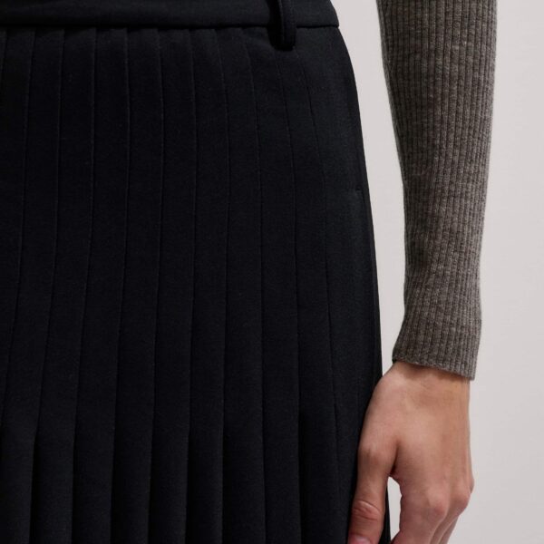 Fluid Crepe – luxury British Black in Me and Em exclusively at Coveti