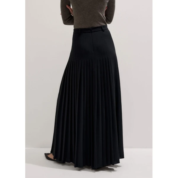 Me and Em Slit Full-Length Skirt
Fluid Crepe Skirt, view 4