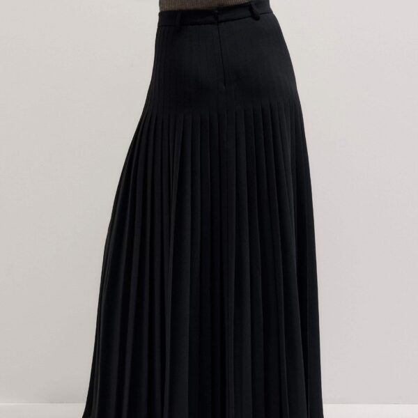 Fluid Crepe – luxury British Black in Me and Em exclusively at Coveti