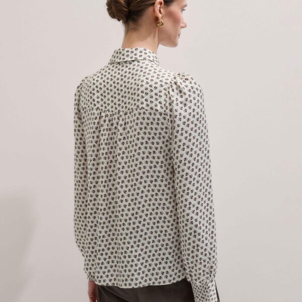 Fluid Twill – luxury British Ivory in Me and Em exclusively at Coveti