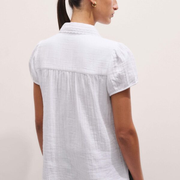 Me + Em Summer Trim Blouse
