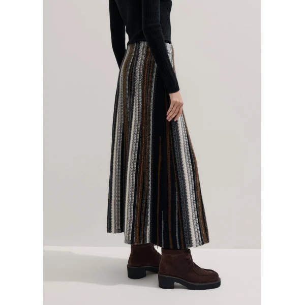 Me and Em Textured Stitch Skirt
Merino + Cashmere Skirt, view 4